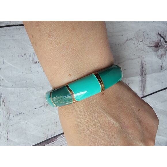 Elegant Couture Green Enamel Silver Tone W Rhinestones Statment Bangle Bracelet - Picture 2 of 5